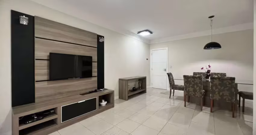 Apartamento com 3 quartos para alugar na Rua 1451, 71, Centro, Balneário Camboriú
