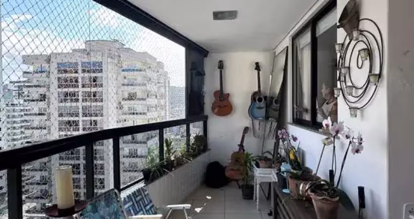 Apartamento com 3 quartos para alugar na Rua 1901, 111, Centro, Balneário Camboriú