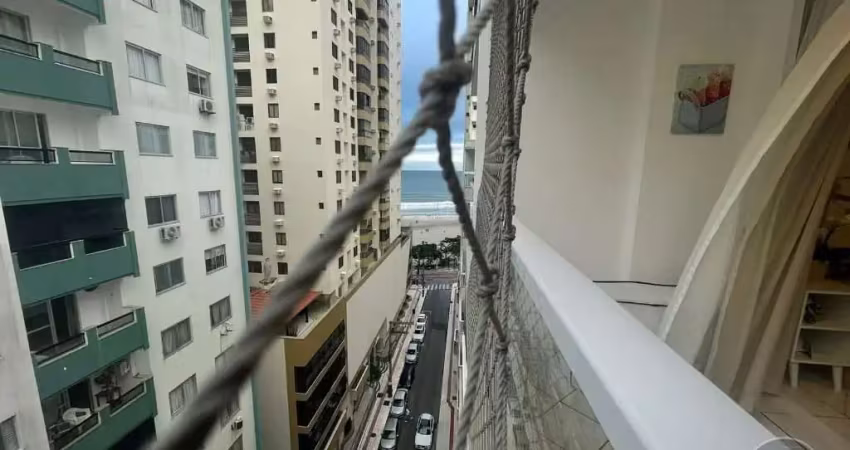 Apartamento com 3 quartos para alugar na Rua 1131, 61, Centro, Balneário Camboriú