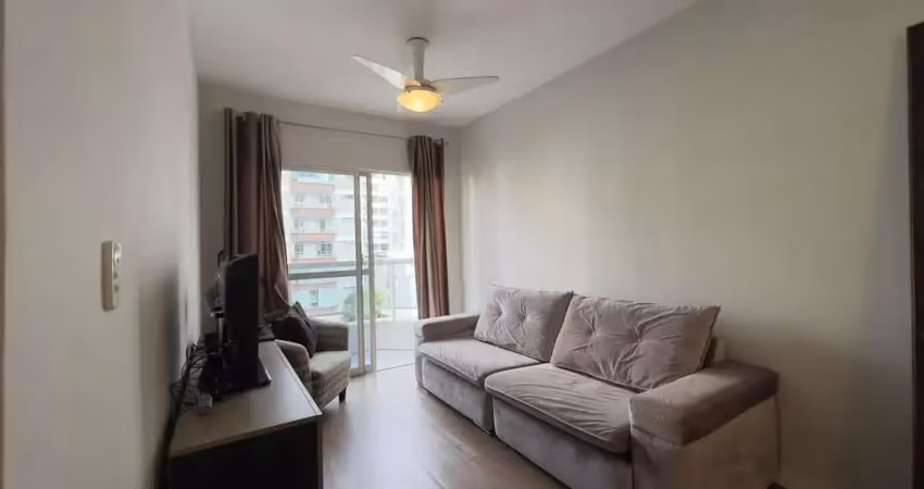 Apartamento com 2 quartos para alugar na Rua 906, 247, Centro, Balneário Camboriú