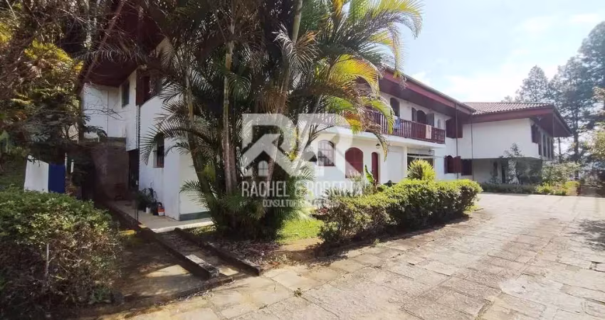Casa em alto padrão em iúcas com a vista mais linda da cidade