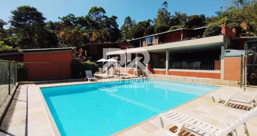 Casa em Condomínio na Posse com vista da Pedra da Tartaruga