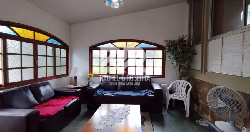 Casa com 3 quartos em condomínio na Posse