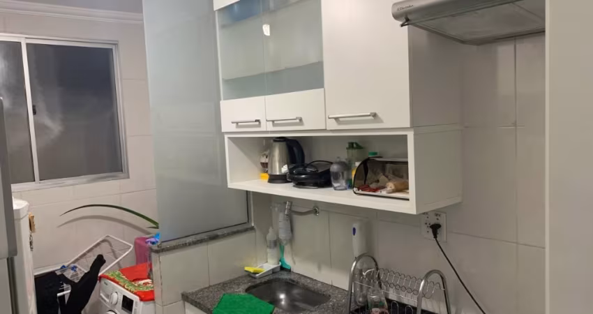 Apartamento no Jd. Colinas