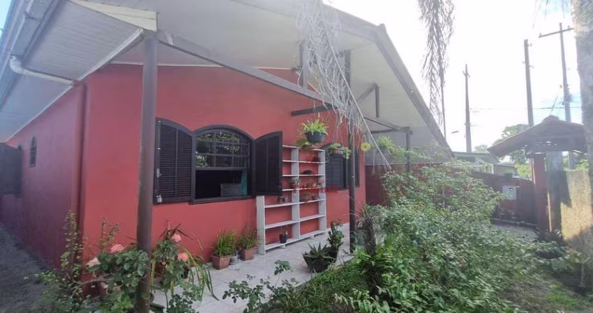 Casa a venda Balneário Shangrilá Pontal do Paraná PR.