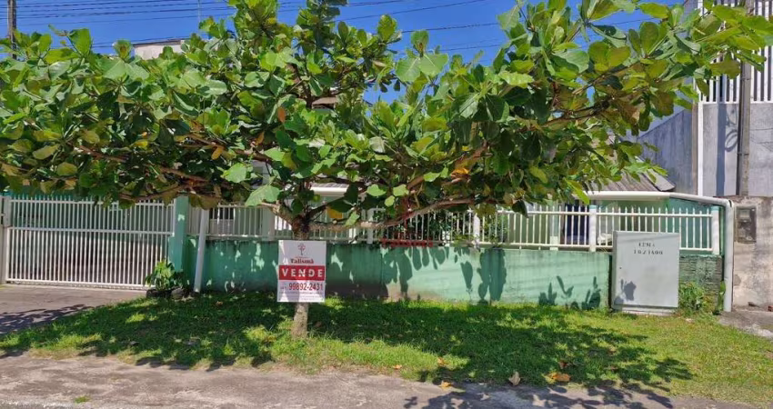 Casa com 3 dormitórios à venda, 153 m² por R$ 350.000,00 - Marissol - Pontal do Paraná/PR