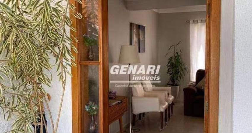 Sobrado com 3 dormitórios à venda, 122 m² por R$ 750.000,00 - Parque dos Guarantãs - Indaiatuba/SP
