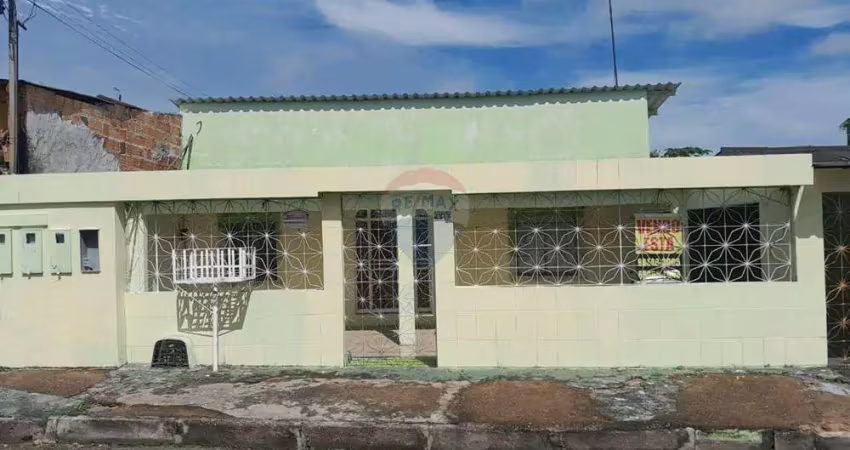 Oportunidade única: 4 casas independentes em terreno de 12x25