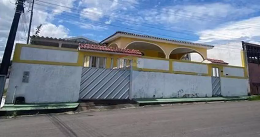 Casa com 3 quartos à venda no Planalto, Manaus 