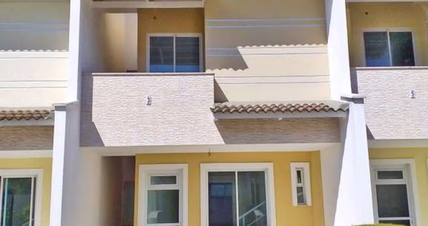 Casa de condomínio à venda na Lagoa Redonda - 96m2 - Lazer completo