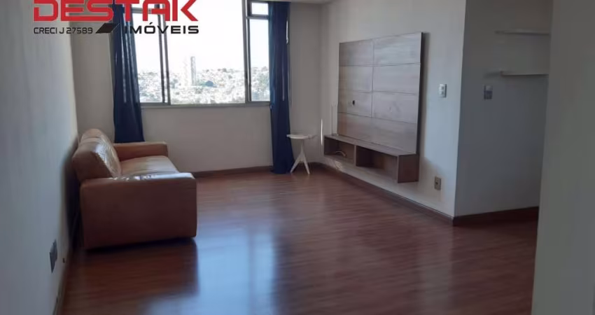 Apartamento Semimobiliado A Venda No Edificio Acropole Em Jundiai/sp.