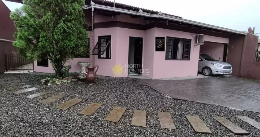 Casa averbada no bairro joão costa com área construída de 157m²