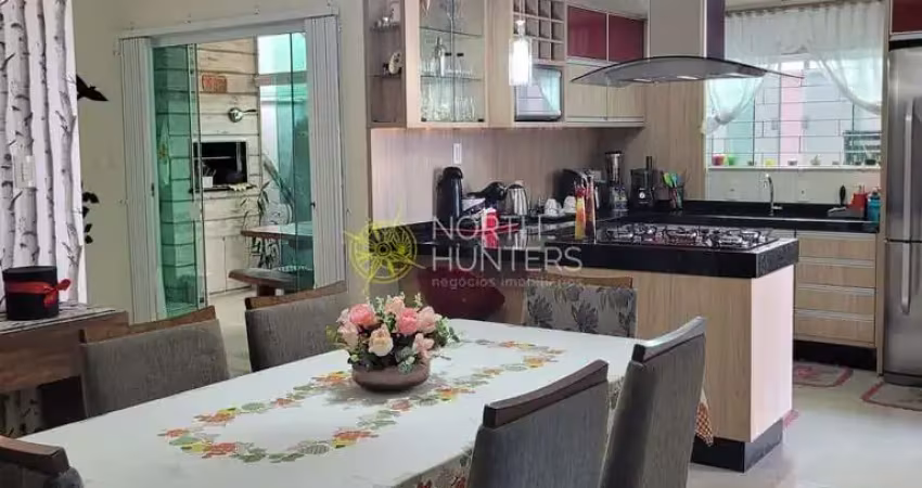 Casa com 3 quartos à venda na Rua José Bergui, João Costa, Joinville