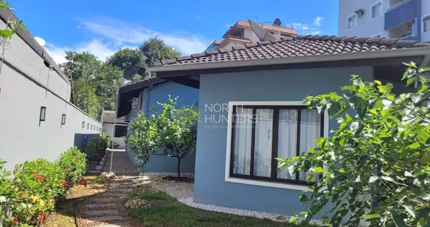Casa com 3 dormitórios à venda, 257 m² -  AVERBADA - Bucarein - Joinville/SC