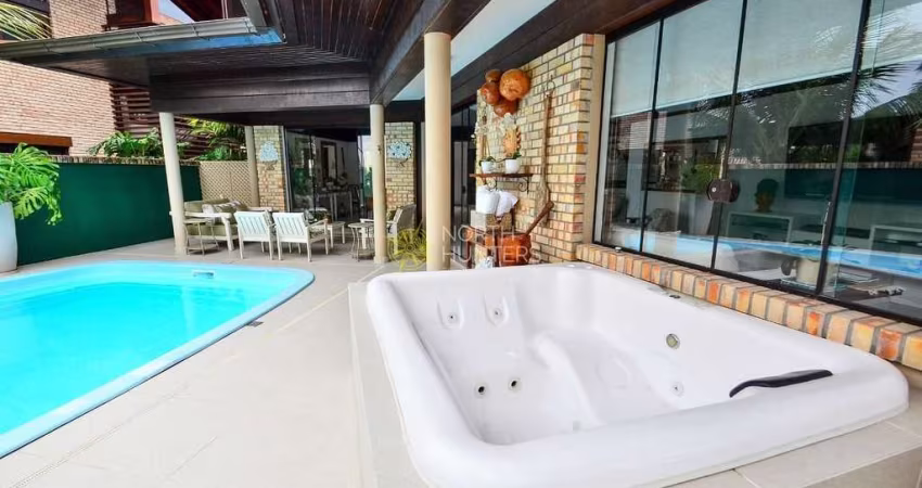 Casa com 7 dormitórios, piscina e ofurô para alugar, por R$ 7.100/dia - Jurerê Internacional - Flor
