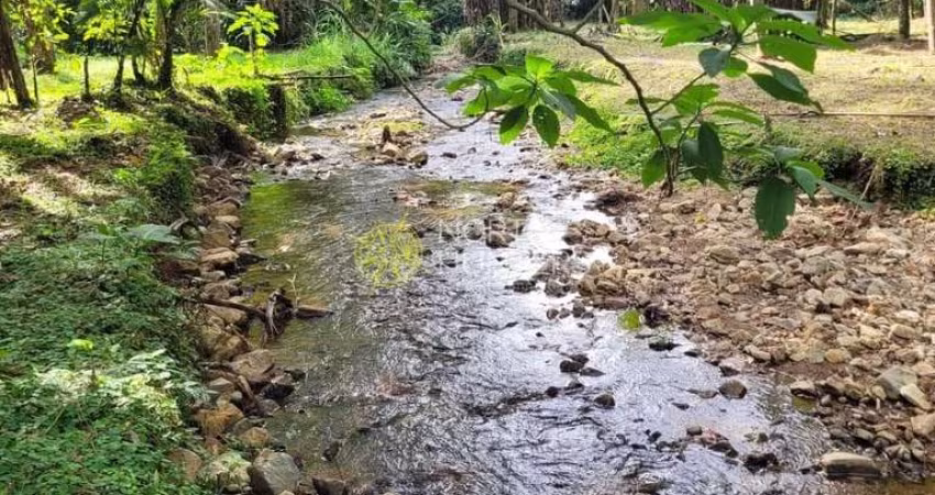 Chácara com 3 dormitórios à venda, 30600 m² por R$ 1.290.000,00 - Centro (Pirabeiraba) - Joinville/