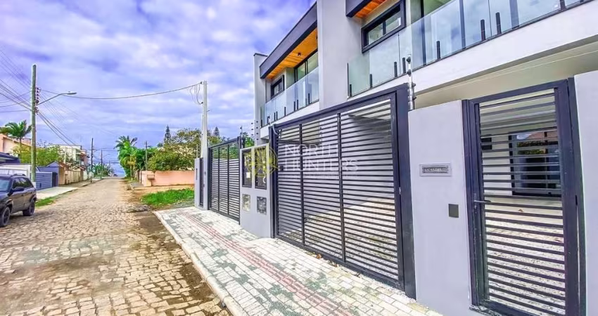 Imperdivell !  Casa com 3 dormitórios à venda, 154 m² por R$ 890.000 - Balneário Piçarras - Balneár