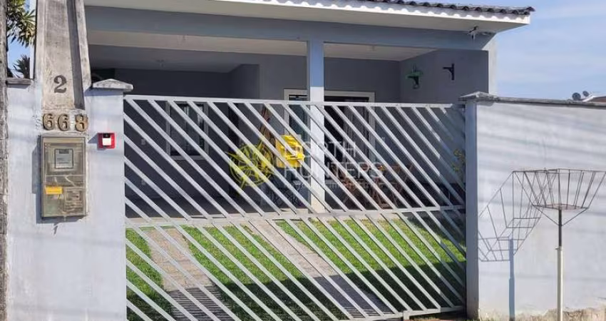 Casa geminada plana, com 1 suíte mais dois dormitórios e área  de festa à venda, Vila Nova, Joinvil