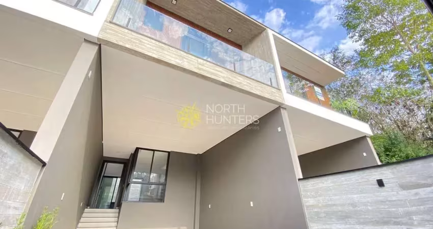 Casa à venda com piscina, jardim de inverno e vaga para 4 carros, anita garibaldi, joinville, sc
