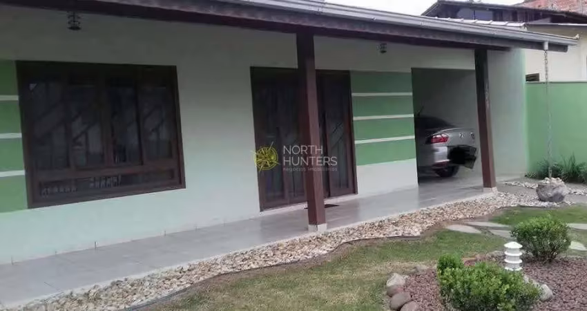 Casa à venda averbada no bairro joão costa, joinville, sc