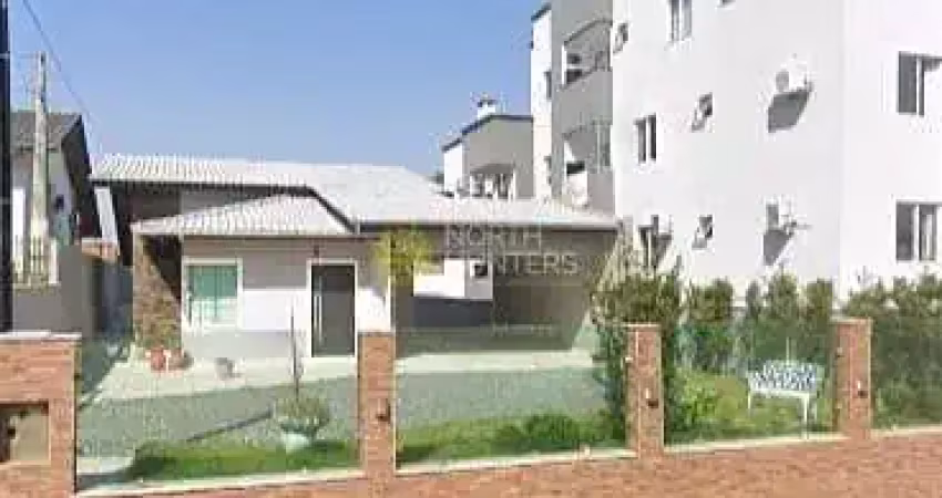 Casa à venda, joão costa, estuda carro na negociação.  joinville, sc