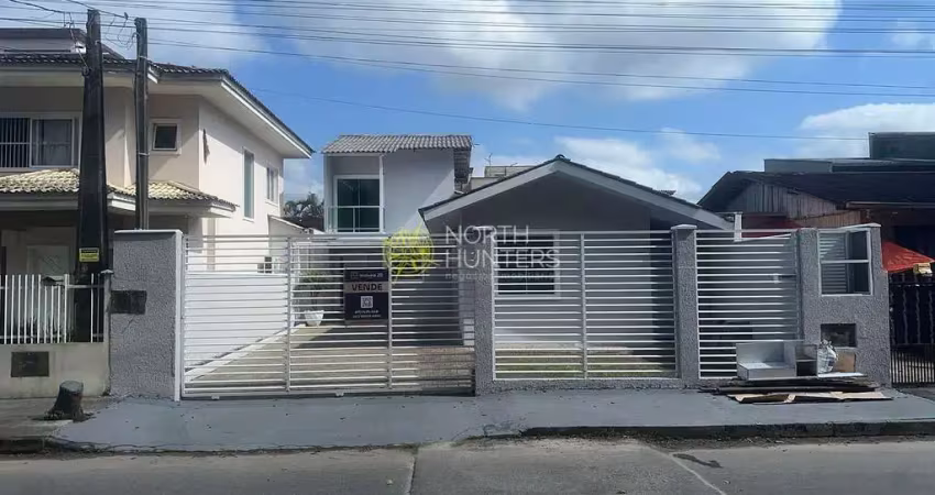 Casa com 4 quartos à venda na Rua Arlindo Correa, Vila Nova, Joinville