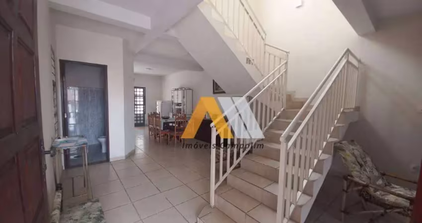 Sobrado com 2 dormitórios à venda, 128 m² por R$ 480.000,00 - Vila Hortência - Sorocaba/SP