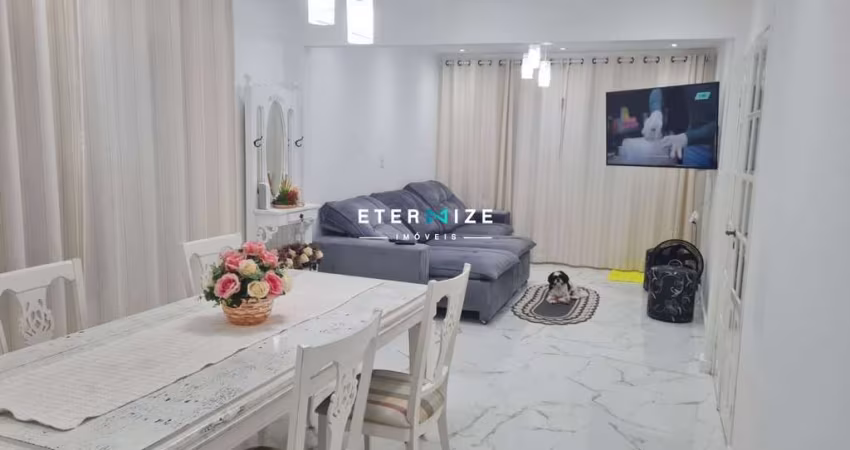 Casa com 02 Dormitórios na Praia de Palmas em Gov. Celso Ramos -SC