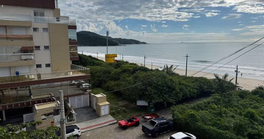 Cobertura Frente Mar 04 quartos no Residencial Praia das Caravelas na Praia Grande Governador Celso Ramos Santa Catarina
