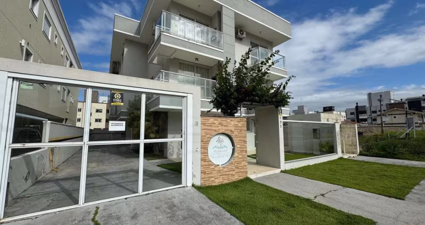 Apartamento 02 quartos Mobiliado à venda no Residencial Caminho do Mar, na Praia de Palmas em Governador Celso Ramos - Santa Catarina.
