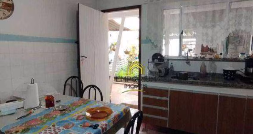 Casa com 3 dormitórios à venda, 129 m² por R$ 750.000 - Jardim Vila Galvão - Guarulhos/SP