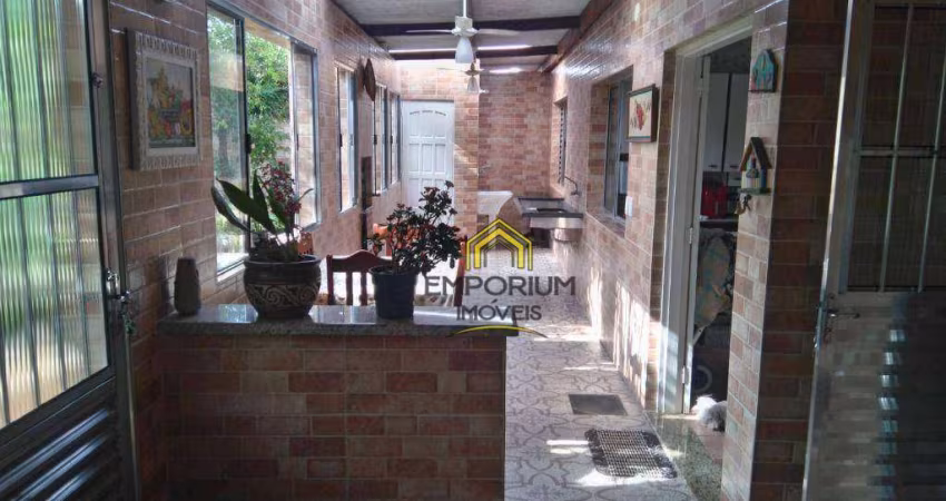 Casa de Praia c/ 2 Edículas por R$ 450.000 - Itanhaém