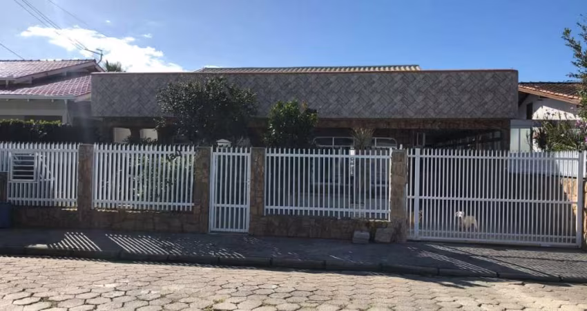 Casa com 4 quartos à venda no Gravatá, Penha 
