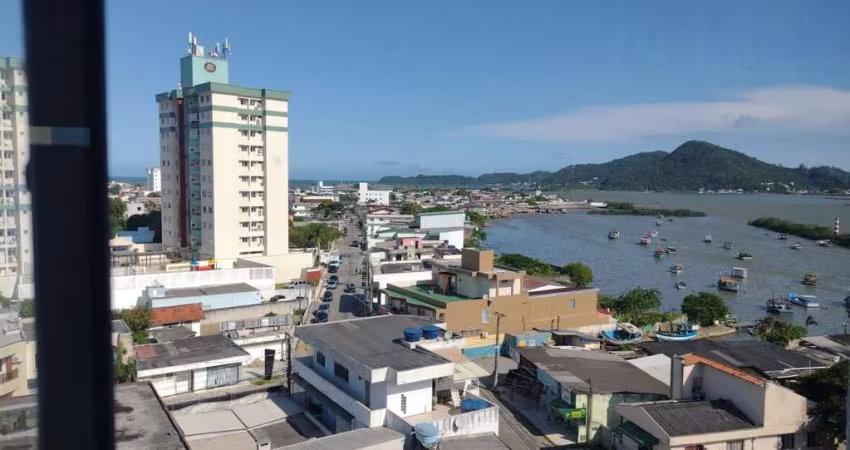 Apartamento com 3 quartos à venda no Centro, Navegantes 