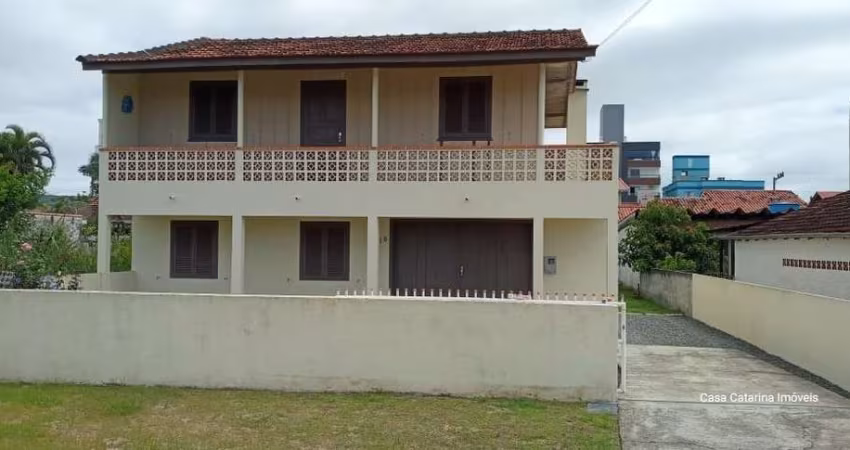 Casa com 4 quartos para alugar no Gravata, Navegantes 