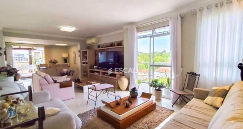 Cobertura com 3 dormitórios à venda, 219 m² por R$ 980.000,00 - América - Joinville/SC
