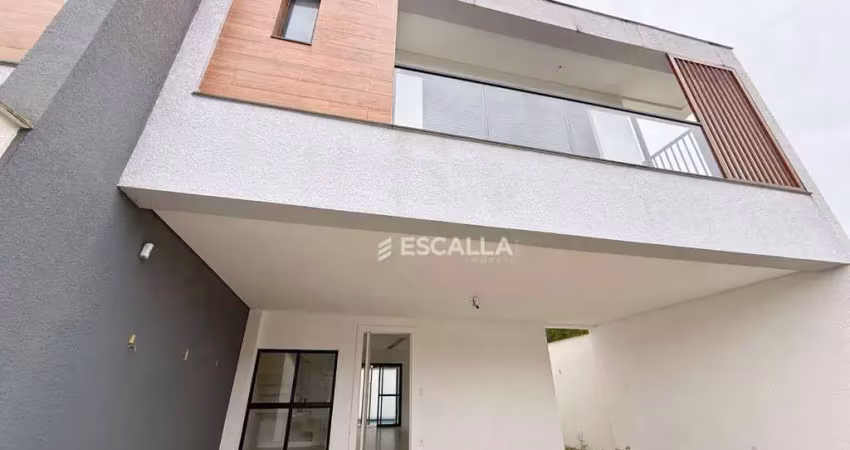 Sobrado à venda no residencial brise marine – bairro glória, joinville | 3 dormitórios, piscina e alto padrão