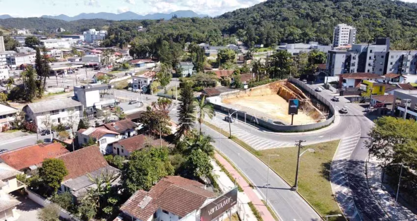 Terreno à venda em joinville para construção comercial e residencial no bairro anita garibaldi