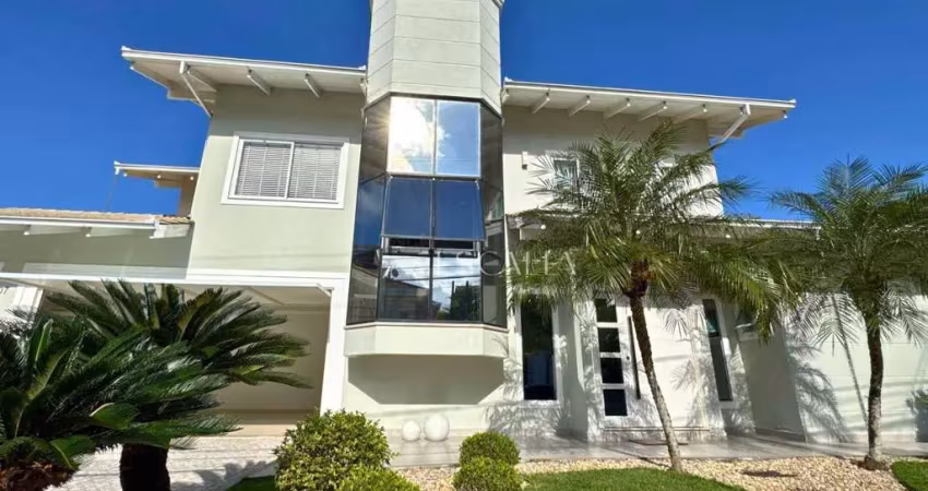 Casa exclusiva à venda em condomínio fechado – alto padrão e conforto para toda a família