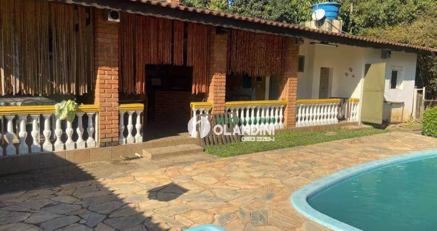 Chácara com 2 dormitórios à venda, 1937 m² por R$ 650.000,00 - Ch Recreio Danubio - Holambra/SP