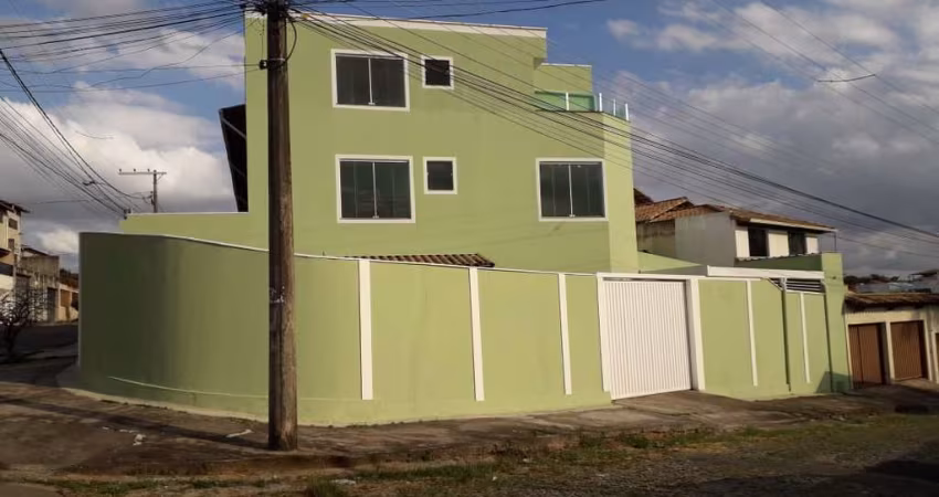 Casa com 3 quartos à venda no Parque Xangri-Lá, Contagem 