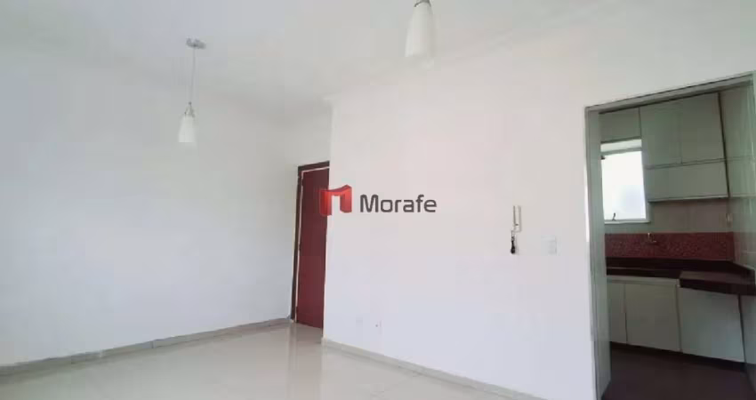 Apartamento com 3 quartos para alugar no Heliópolis, Belo Horizonte 