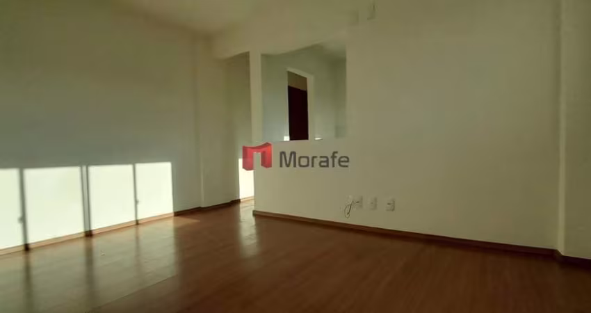 Apartamento com 2 quartos para alugar no João Pinheiro, Belo Horizonte 