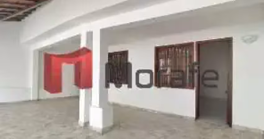 Casa com 3 quartos para alugar na Vila Cloris, Belo Horizonte 
