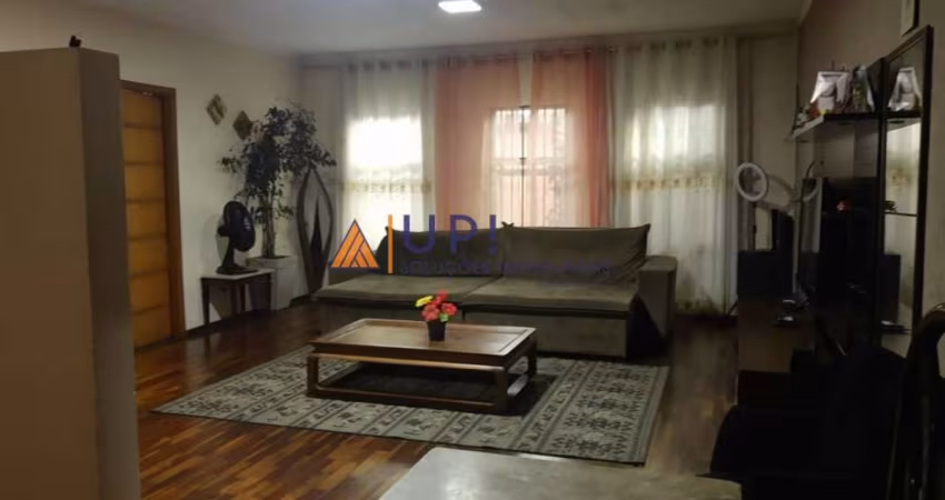 Casa térrea 3 dormitórios 1suíte amplo quintal, edícula 3 vagas