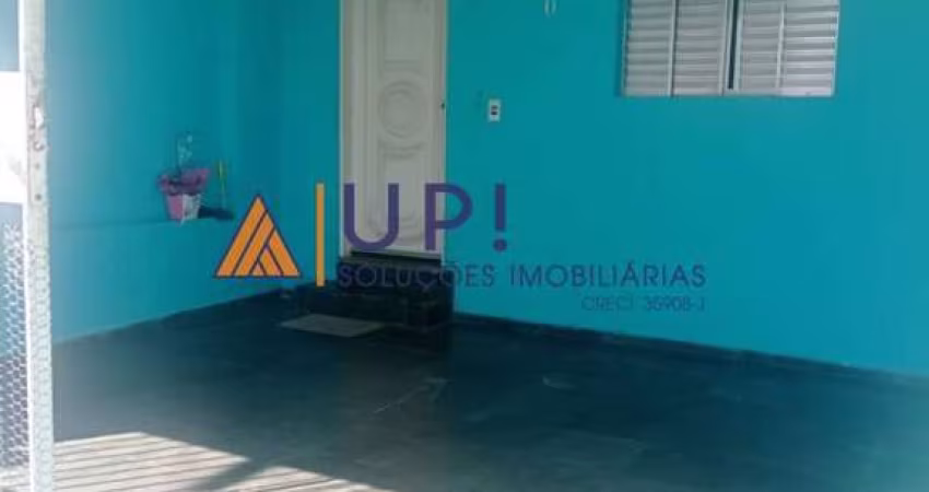 Casa Térrea com 3 Dormitórios sendo 2 Suítes à Venda