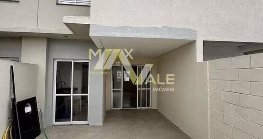 Sobrado com 3 dormitórios à venda, 109 m² por R$ 600.000 - Jardim Santa Maria - Jacareí/SP