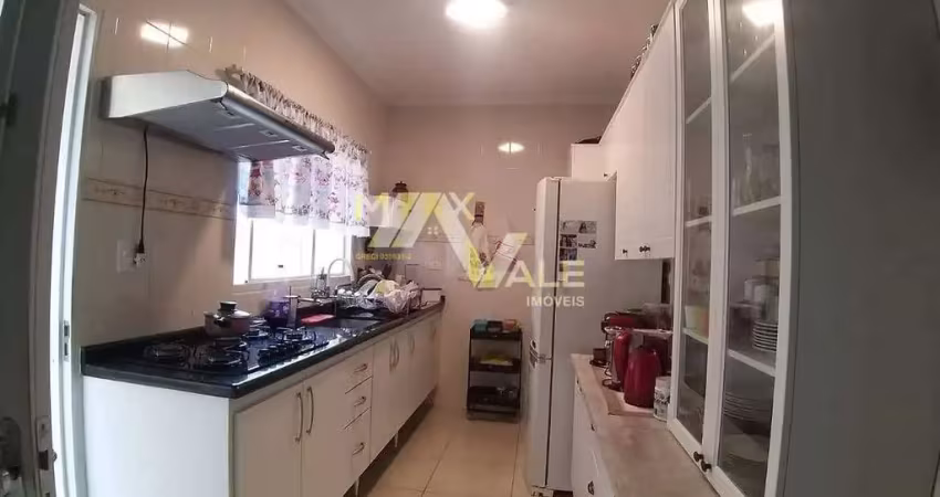 Casa com 3 dormitórios à venda, 245 m² por r$ 830.000 - villa branca - jacareí/sp