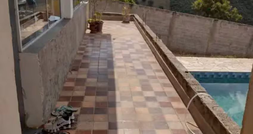 Chácara a venda, localizada em campo limpo paulista - sp. fica a  50km do município de  são paulo. o terreno mede 1150m2  e área construída de 250