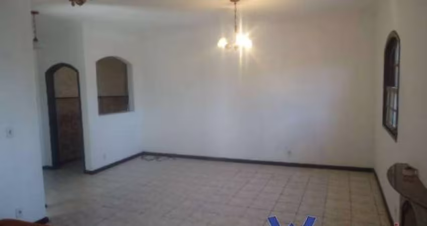 Ótima Casa Térrea,Jundiaí, 3 dorm sendo 2 com ae,1 suíte com box